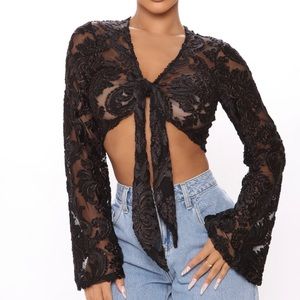 Fashion Nova Romanticize You Crop Top Sz. M